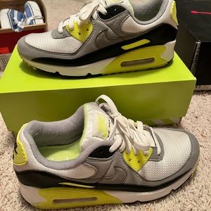 Air Max 90 “Volt” 2020